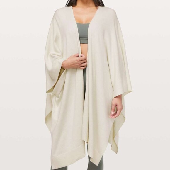 Lululemon Free to Coast Wrap Heathered Dove Color - One Size - Picture 1 of 7